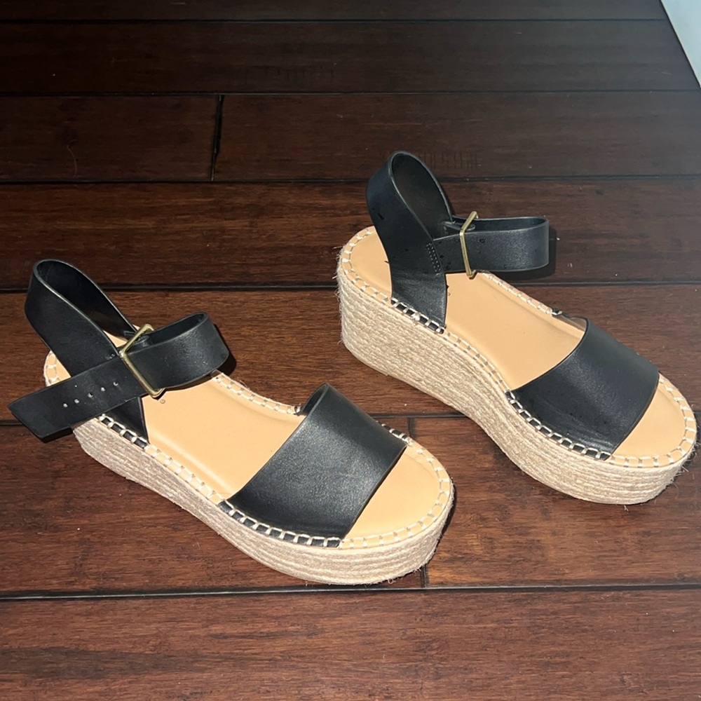 Platform sandles